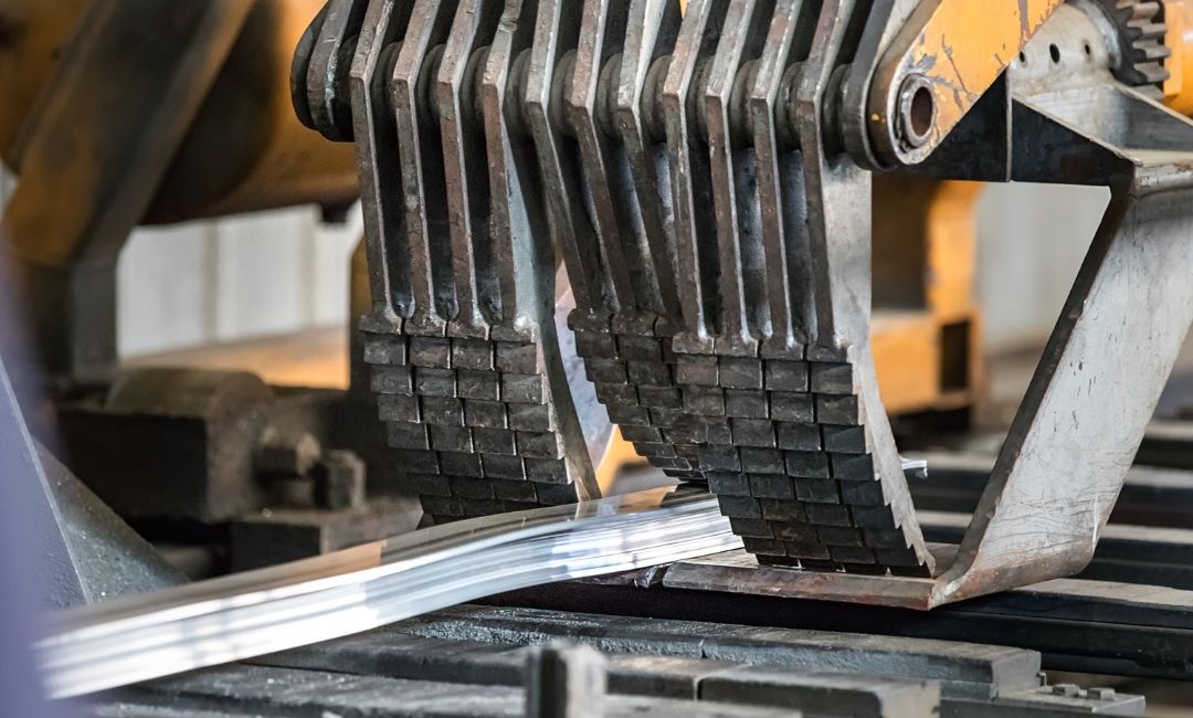 Aluminum Extrusion How It Works, Types, and Industrial Applications (1)